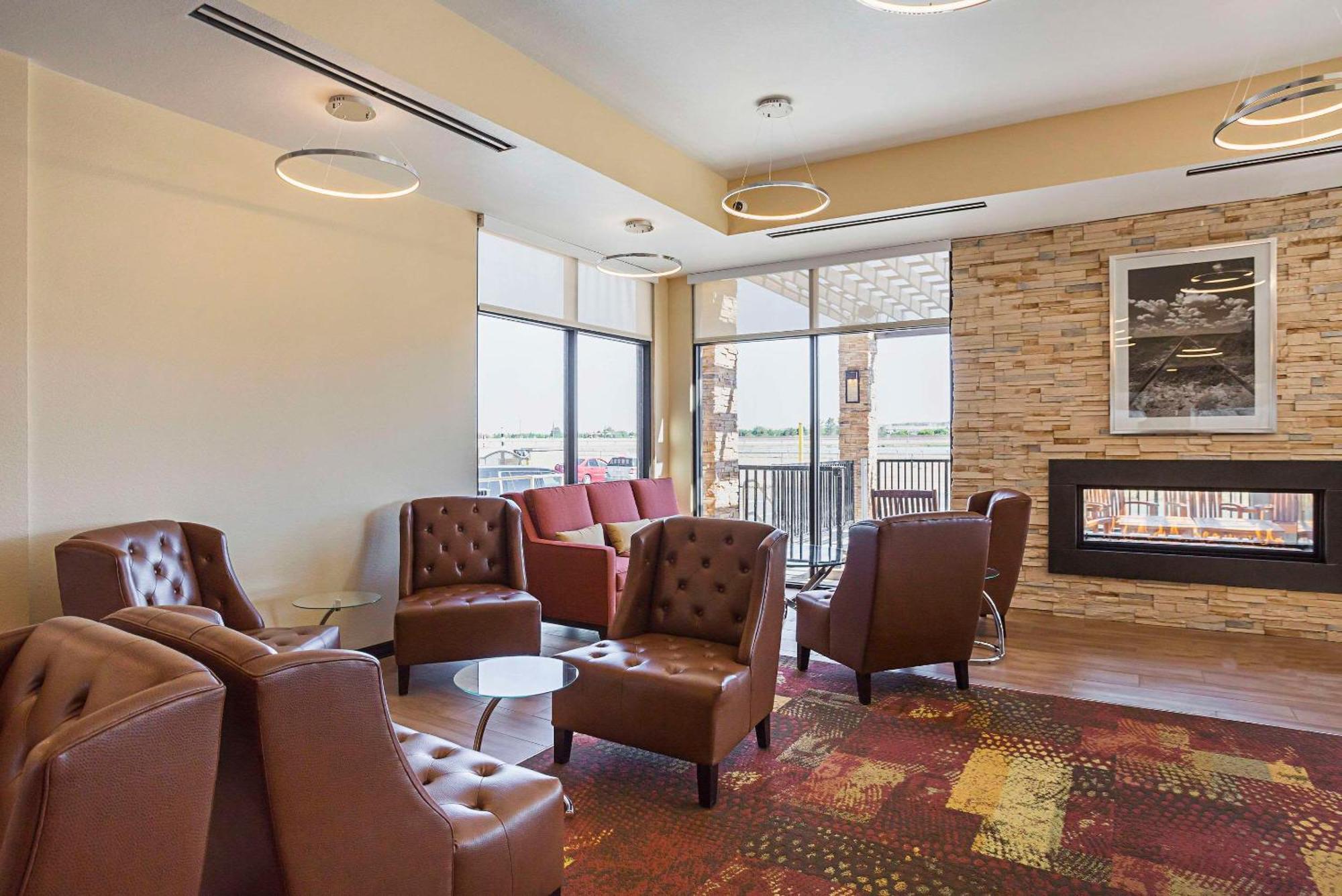 The At Sunland Park Casino El Paso, Ascend Collection Hotel El Paso